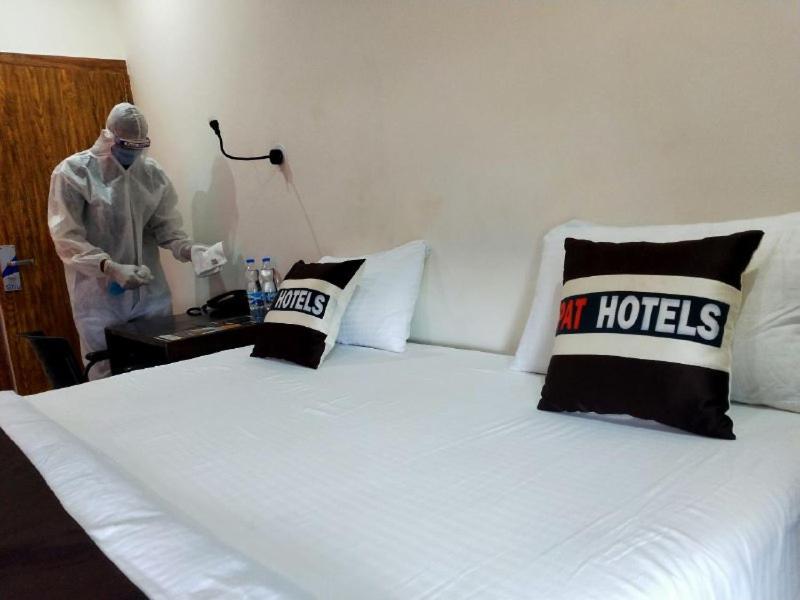 Pat Hotels Indaur Kültér fotó