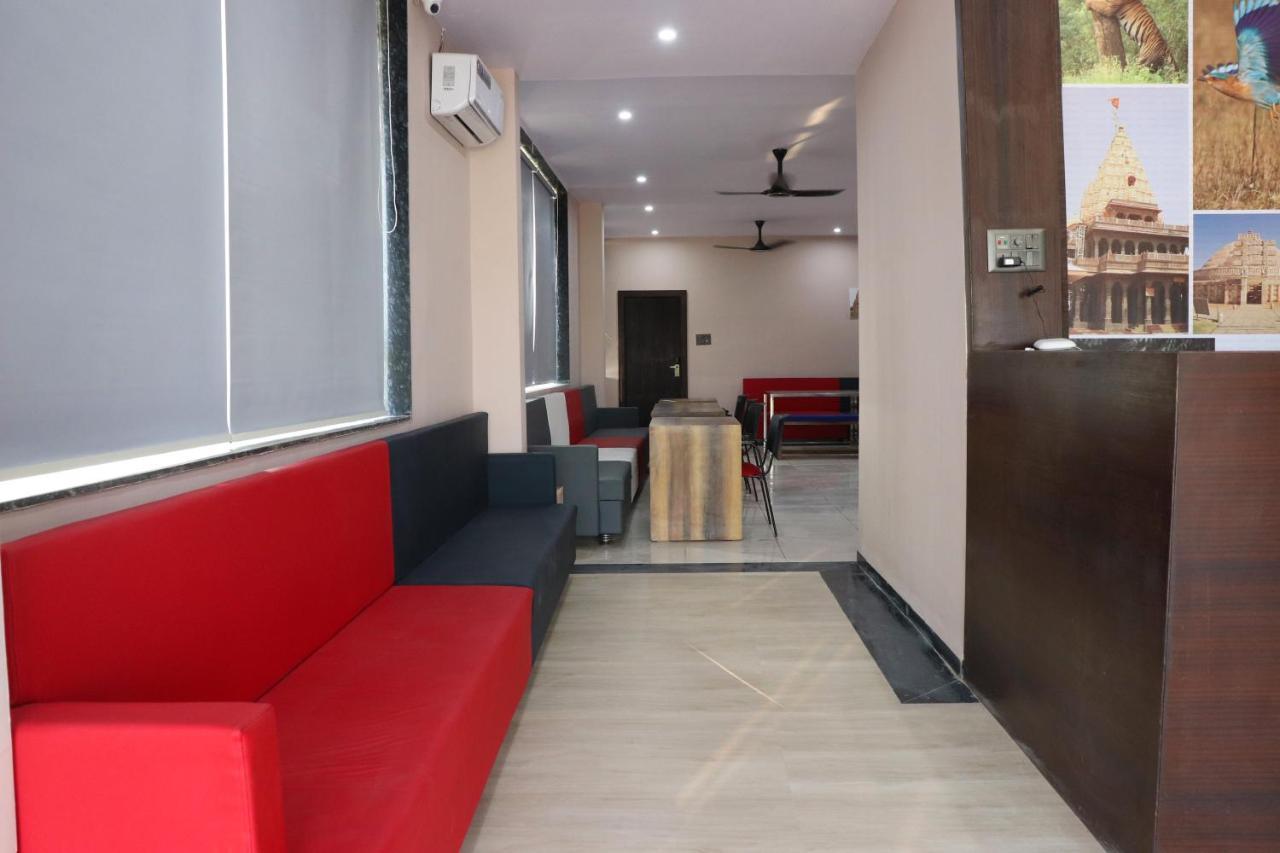 Pat Hotels Indaur Kültér fotó