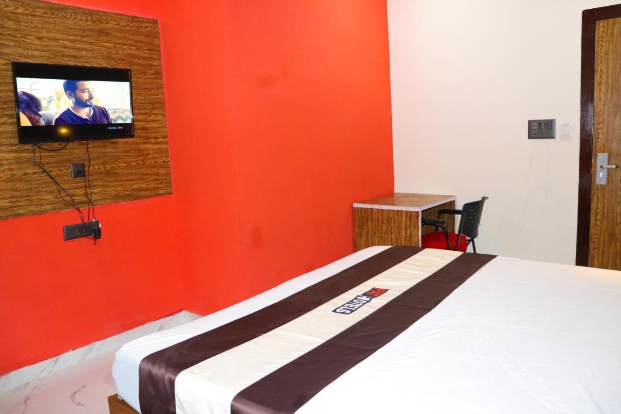 Pat Hotels Indaur Kültér fotó