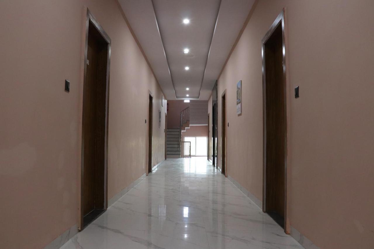 Pat Hotels Indaur Kültér fotó