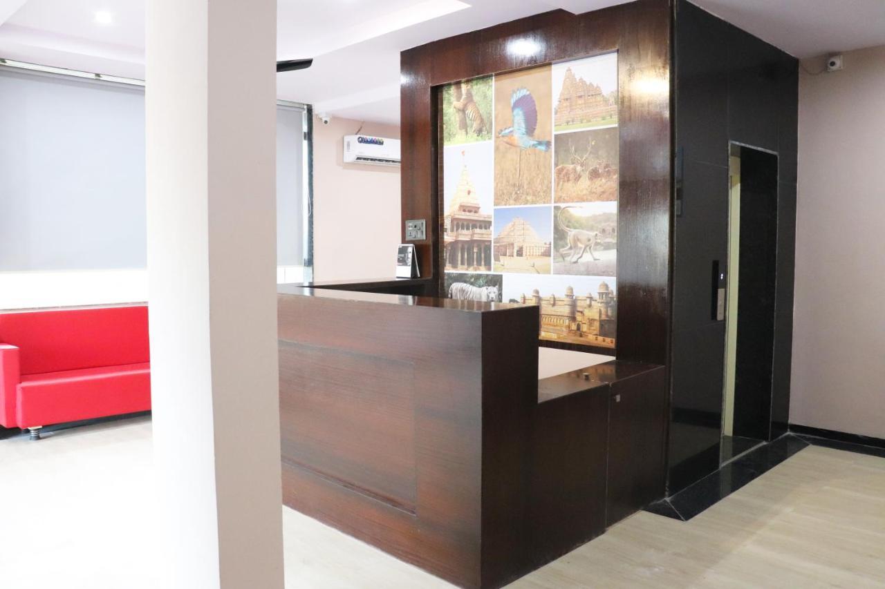 Pat Hotels Indaur Kültér fotó