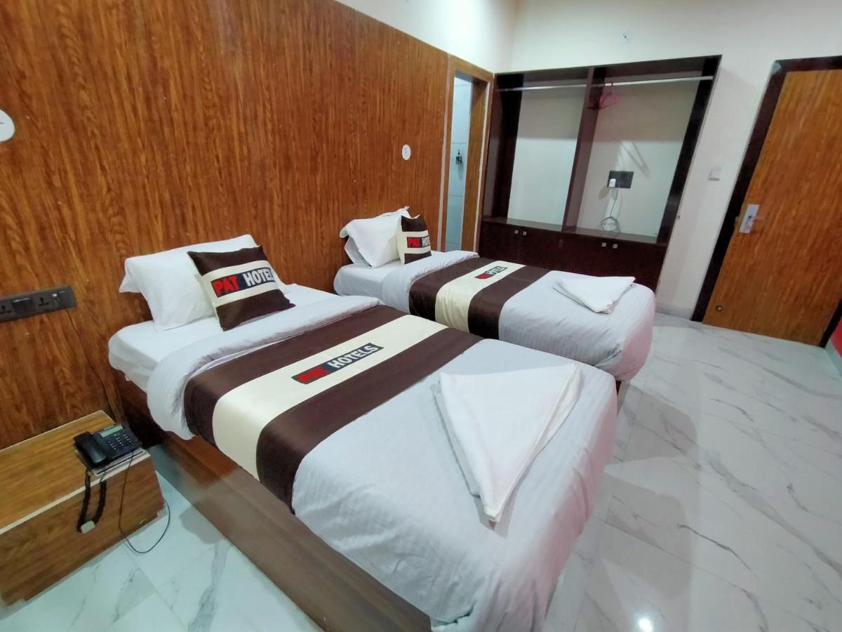 Pat Hotels Indaur Kültér fotó